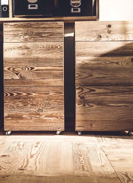 Mobilier en vieux bois 